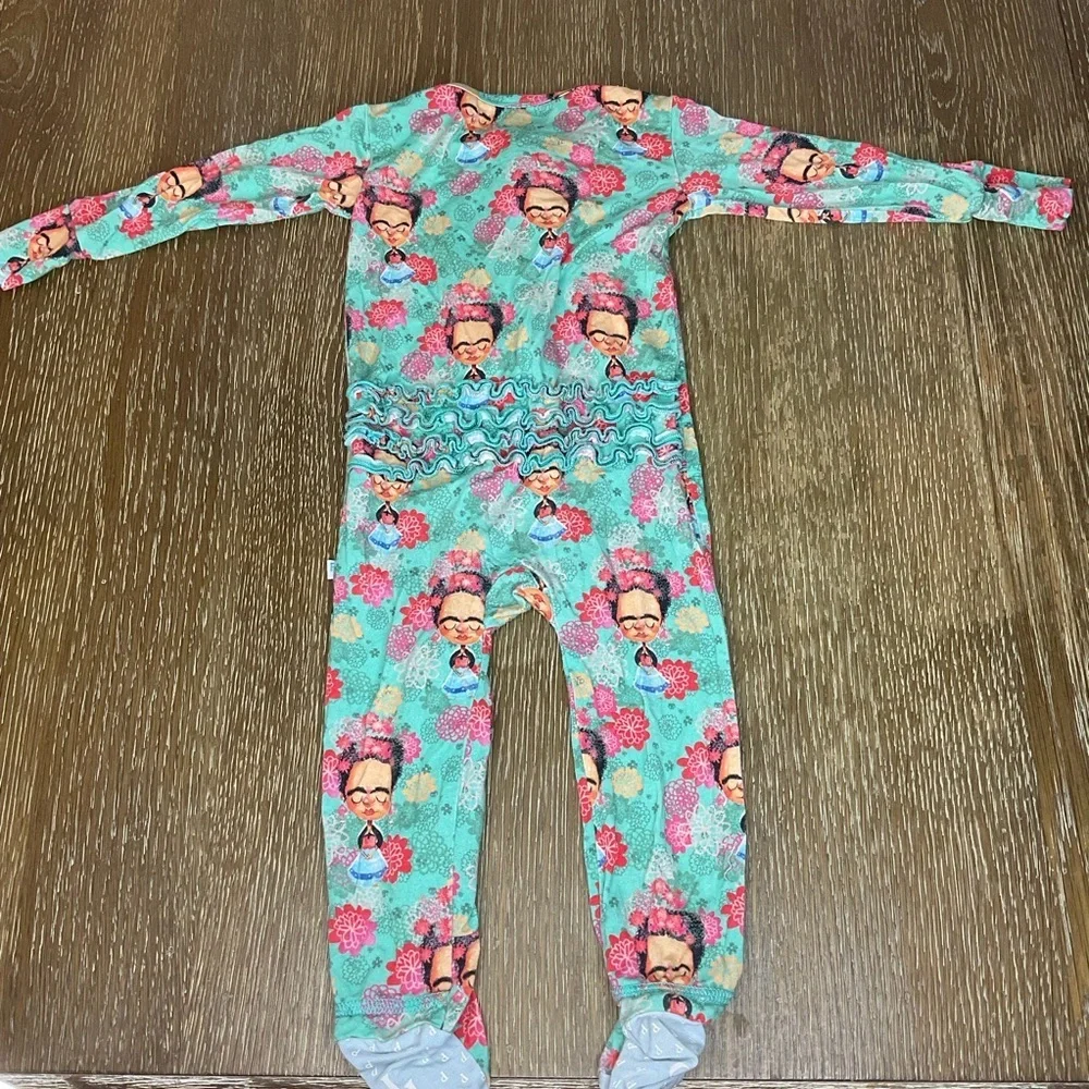 Posh Peanut Frida Onesie 12-18 Months Footie PJS